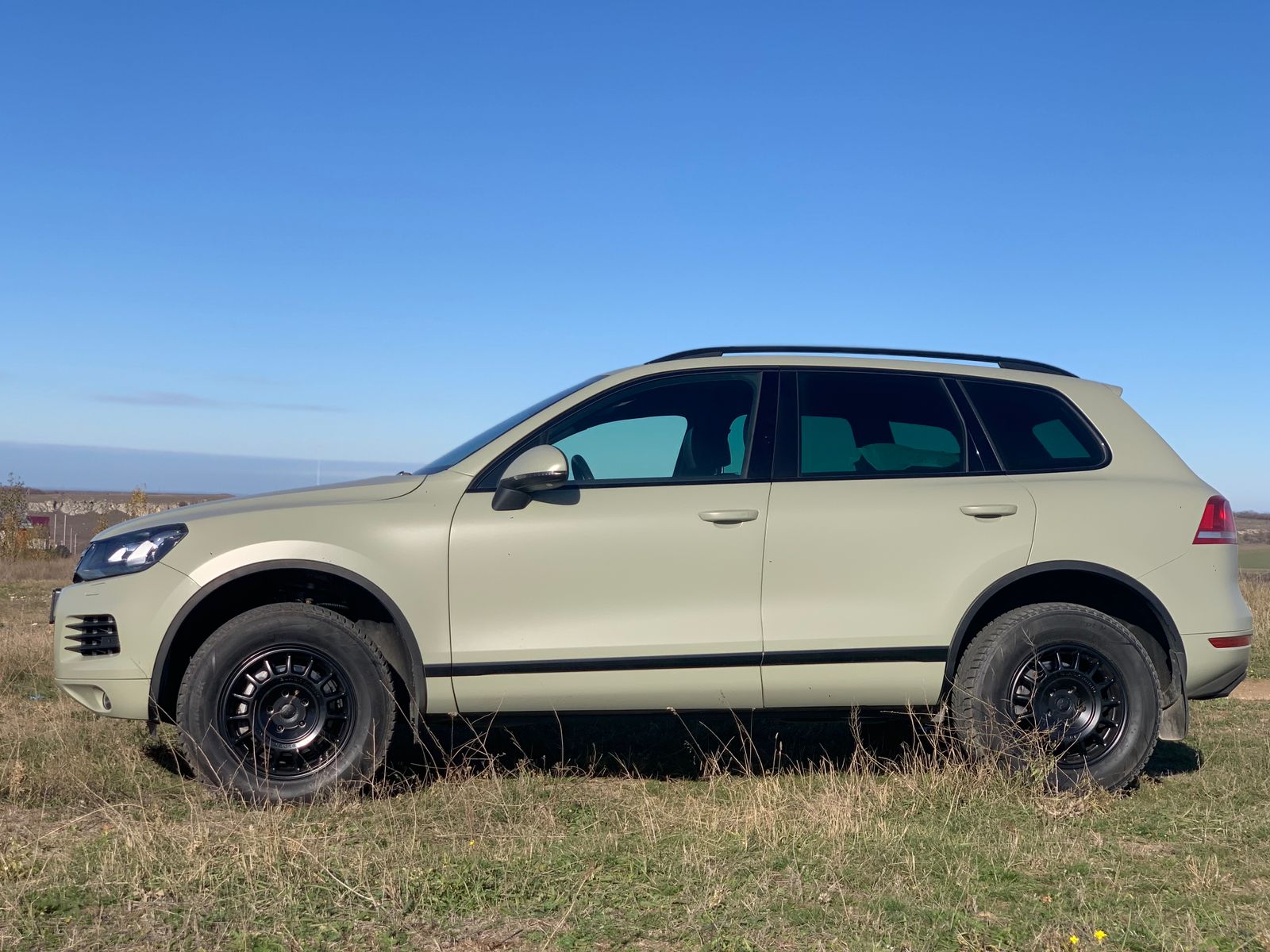 Volkswagen Touareg на 17" дисках Black Rhino BR015 Voll фото 3